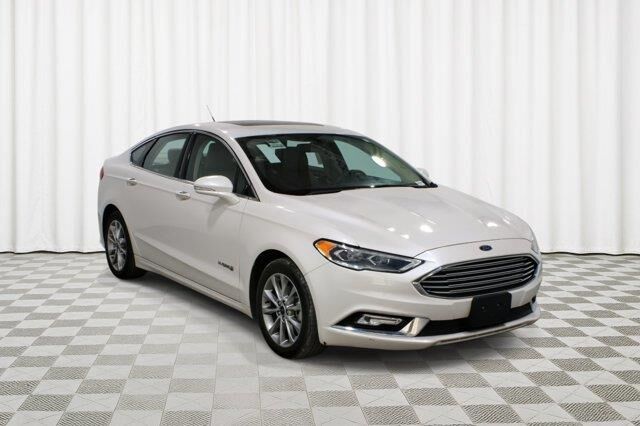 2017 Ford Fusion Hybrid SE