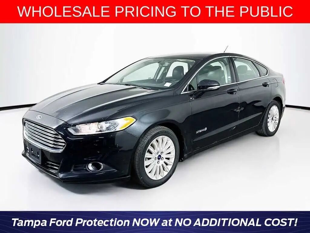 2014 Ford Fusion Hybrid SE — photo 1 of 26