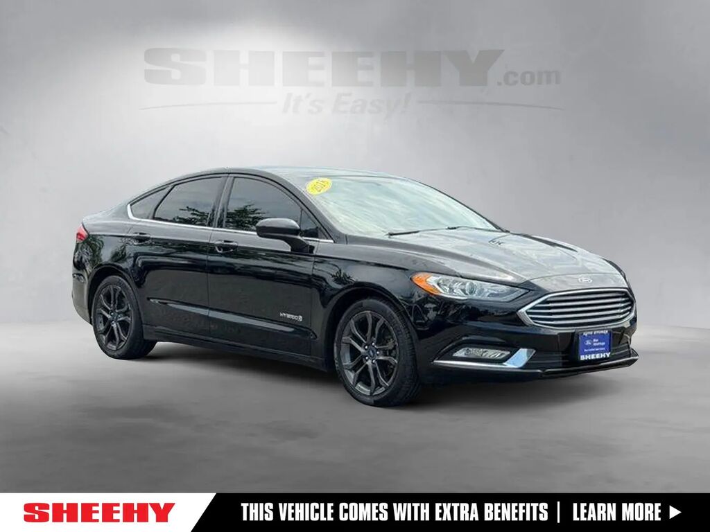 2018 Ford Fusion Hybrid SE — photo 1 of 13