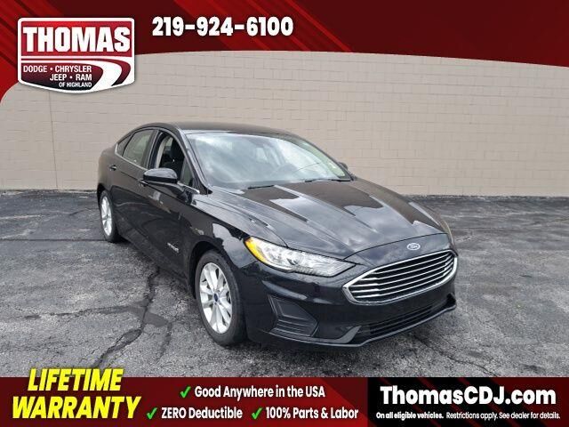 2019 Ford Fusion Hybrid SE — photo 1 of 20