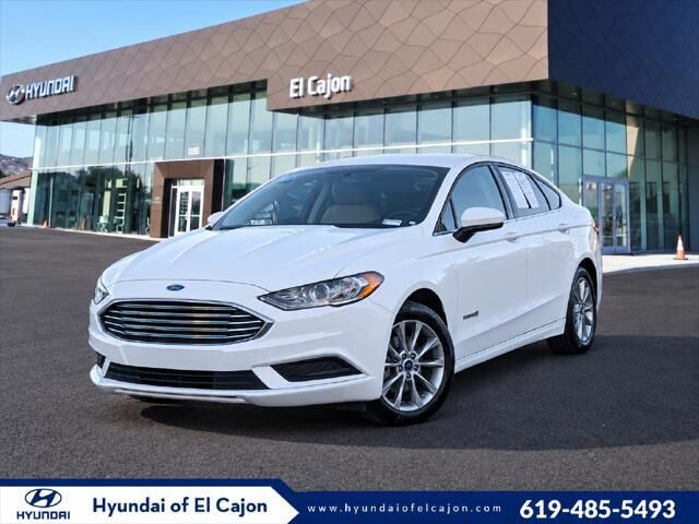 2017 Ford Fusion Hybrid SE