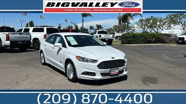 2016 Ford Fusion Energi SE Luxury — photo 1 of 2