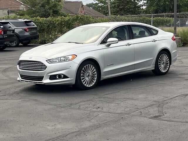 2014 Ford Fusion Hybrid Titanium — photo 1 of 26
