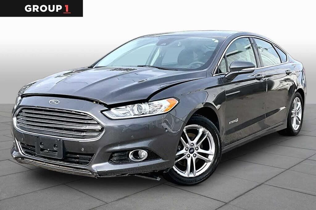 2015 Ford Fusion Hybrid Titanium — photo 1 of 1