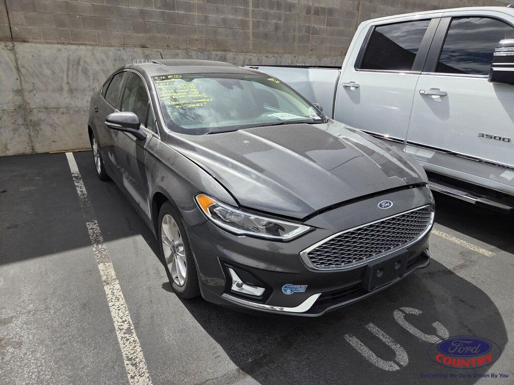 2020 Ford Fusion Energi Titanium — photo 1 of 1