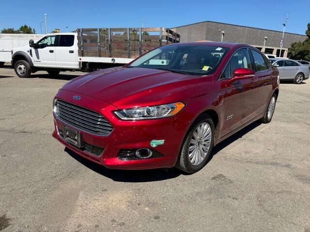 2014 Ford Fusion Energi Titanium — photo 1 of 38