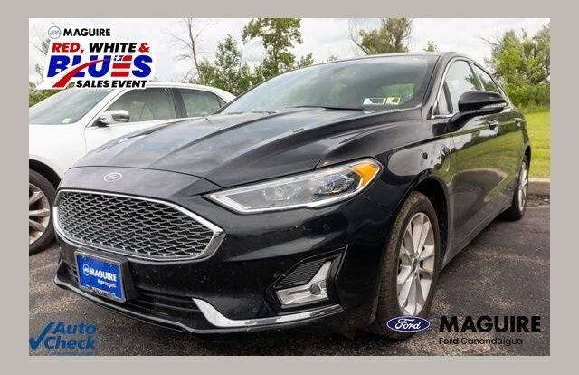 2020 Ford Fusion Energi Titanium — photo 1 of 3