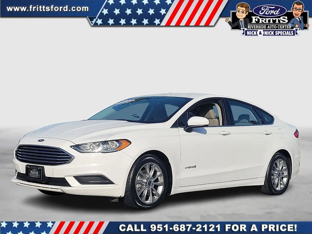 2017 Ford Fusion Hybrid S — photo 1 of 13