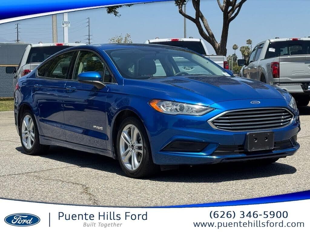 2018 Ford Fusion Hybrid S — photo 1 of 4