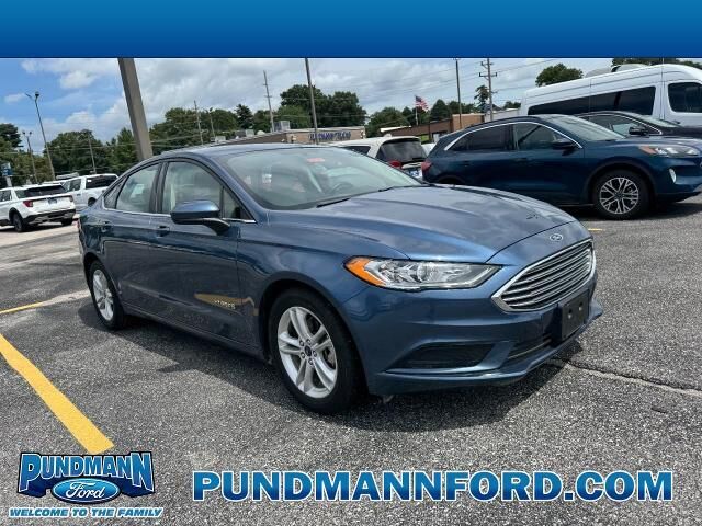 2018 Ford Fusion Hybrid S — photo 1 of 26