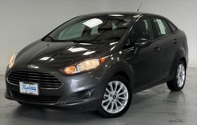 2019 Ford Fiesta SE — photo 1 of 13