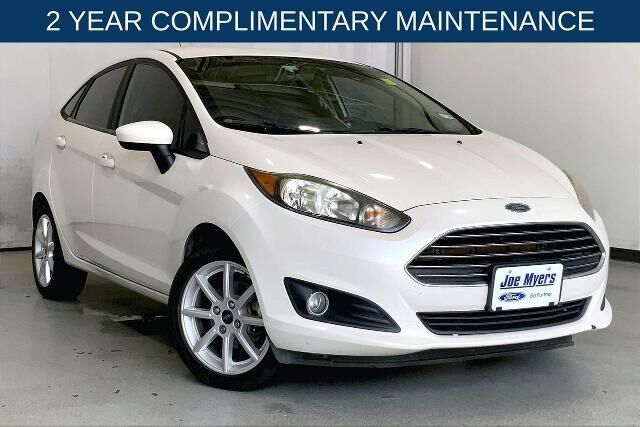 2019 Ford Fiesta SE — photo 1 of 39