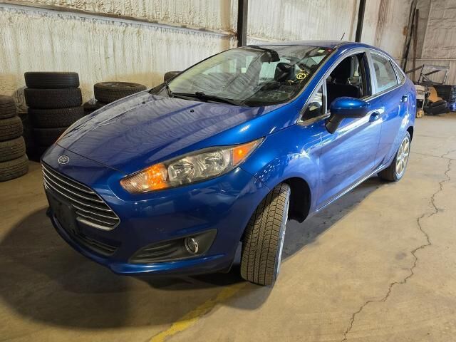 2019 Ford Fiesta SE — photo 1 of 22