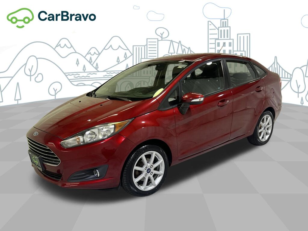 2015 Ford Fiesta SE — photo 1 of 6