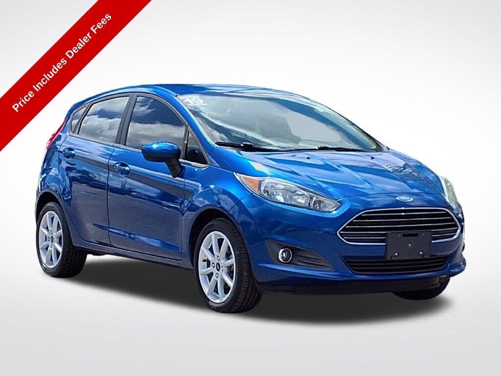 2019 Ford Fiesta SE — photo 1 of 13