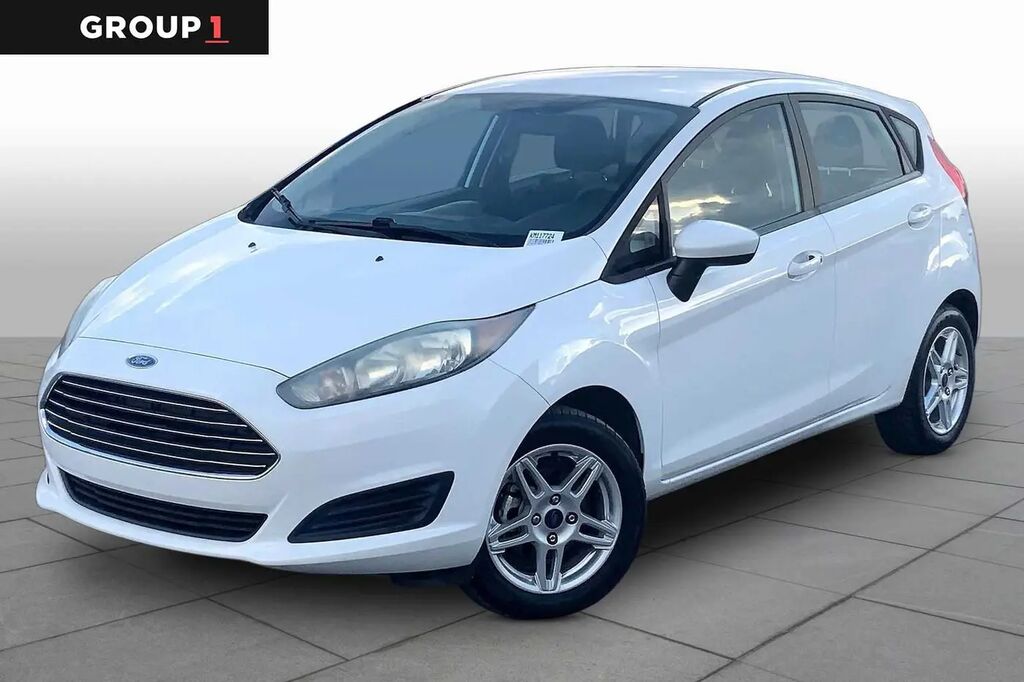 2019 Ford Fiesta SE — photo 1 of 12