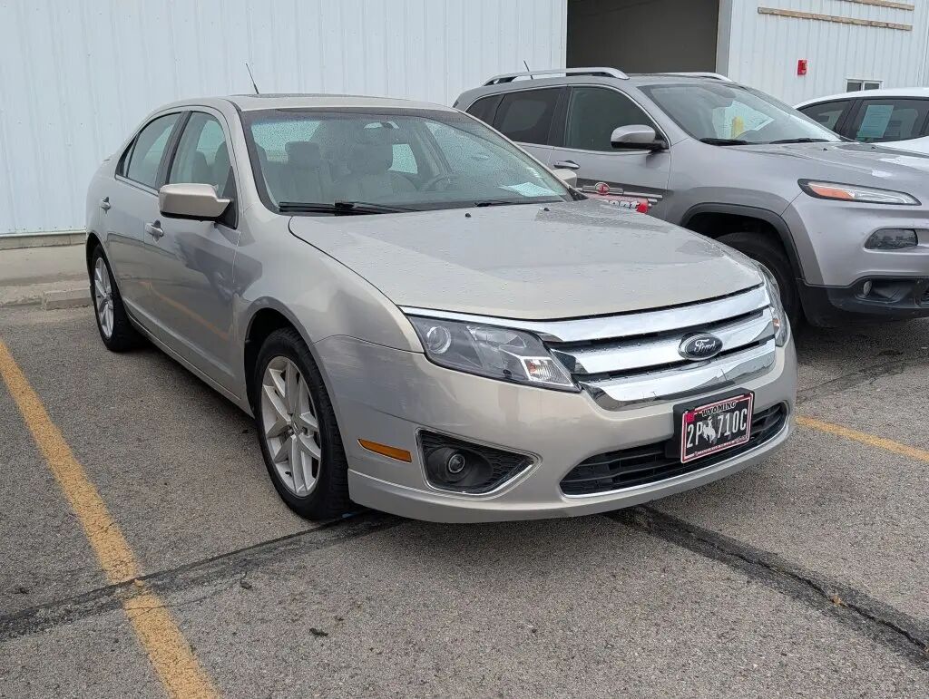 2010 Ford Fusion SEL — photo 1 of 3