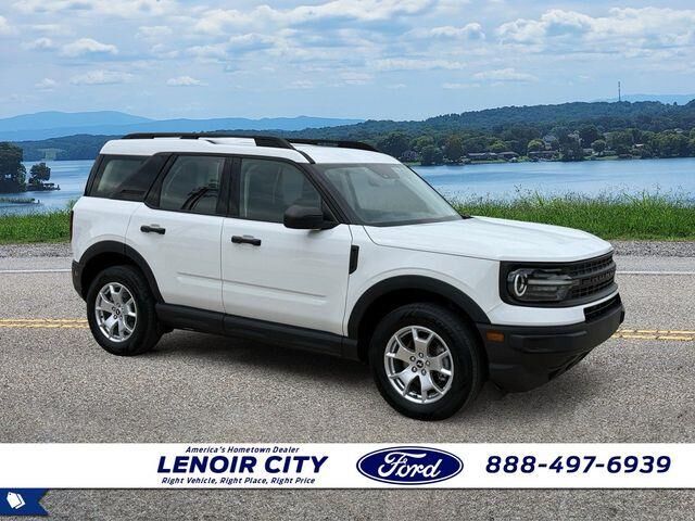 2023 Ford Bronco Sport Base — photo 1 of 13