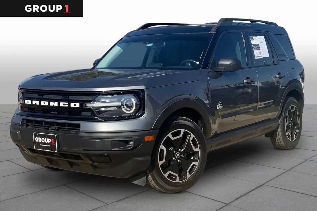 2021 Ford Bronco Sport Outer Banks — photo 1 of 13