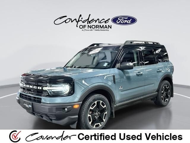 2022 Ford Bronco Sport Outer Banks — photo 1 of 6