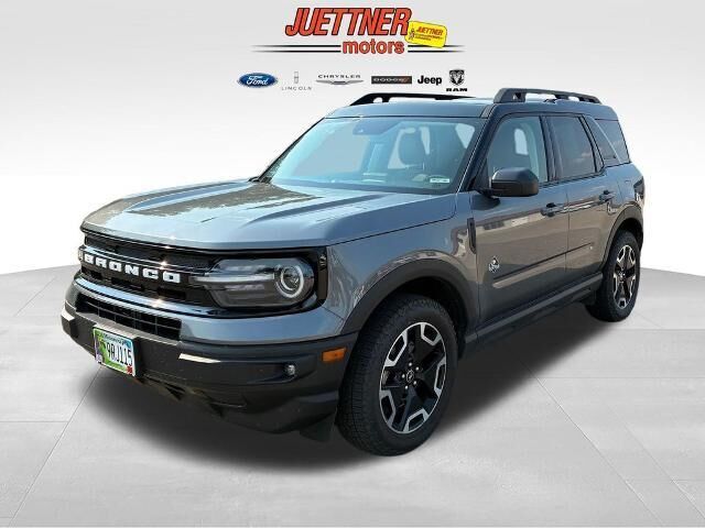 2022 Ford Bronco Sport Outer Banks — photo 1 of 26
