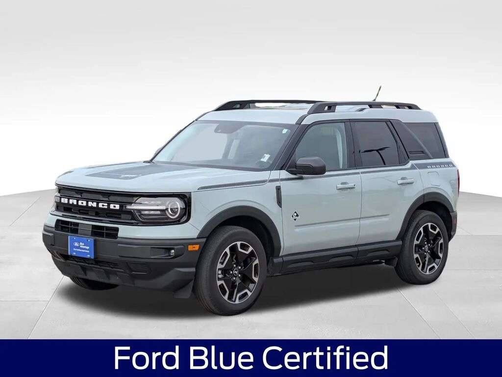 2023 Ford Bronco Sport Outer Banks — photo 1 of 1