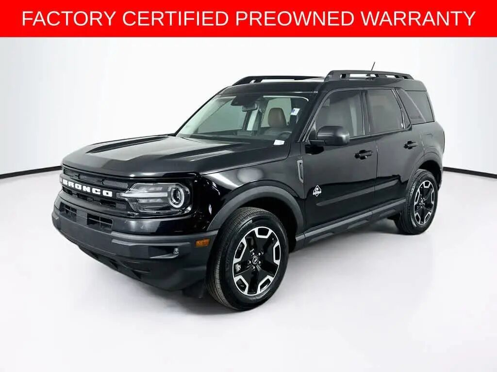 2024 Ford Bronco Sport Outer Banks — photo 1 of 13