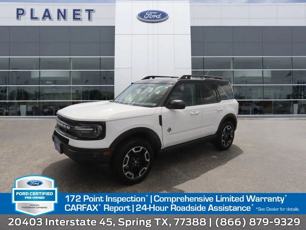 2024 Ford Bronco Sport Outer Banks — photo 1 of 13