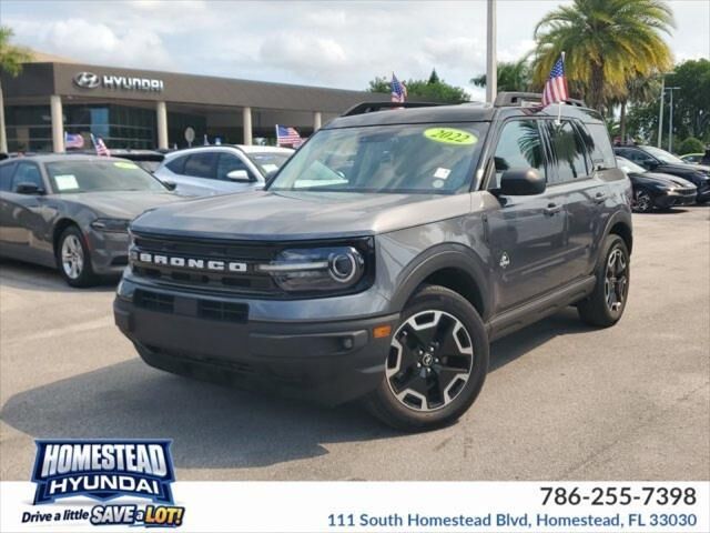2022 Ford Bronco Sport Outer Banks — photo 1 of 52