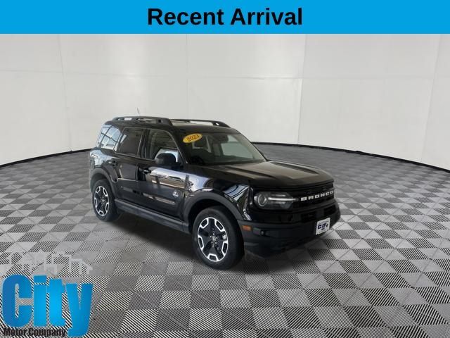 2023 Ford Bronco Sport Outer Banks — photo 1 of 13