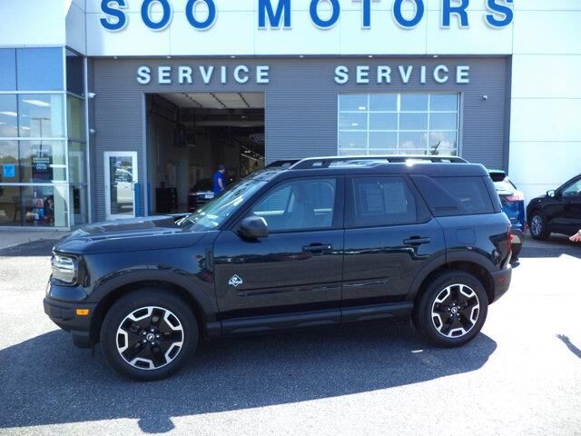 2023 Ford Bronco Sport Outer Banks — photo 1 of 24