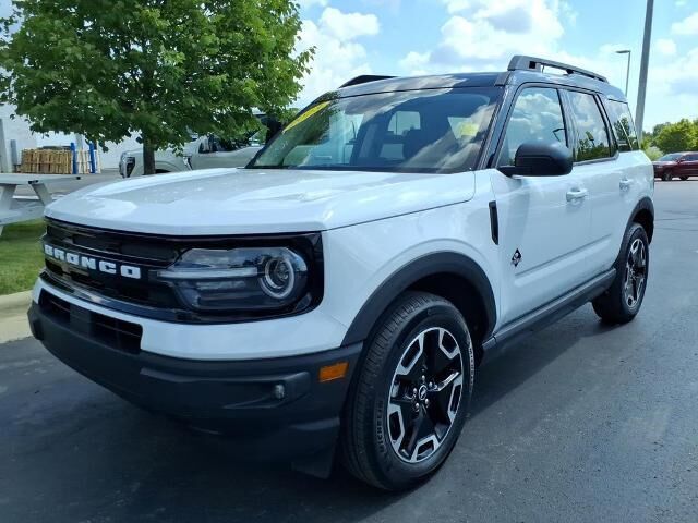 2023 Ford Bronco Sport Outer Banks — photo 1 of 12