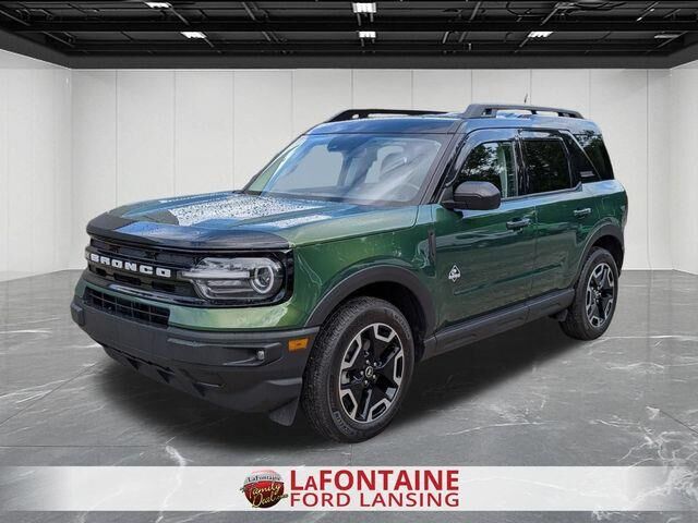 2024 Ford Bronco Sport Outer Banks — photo 1 of 13