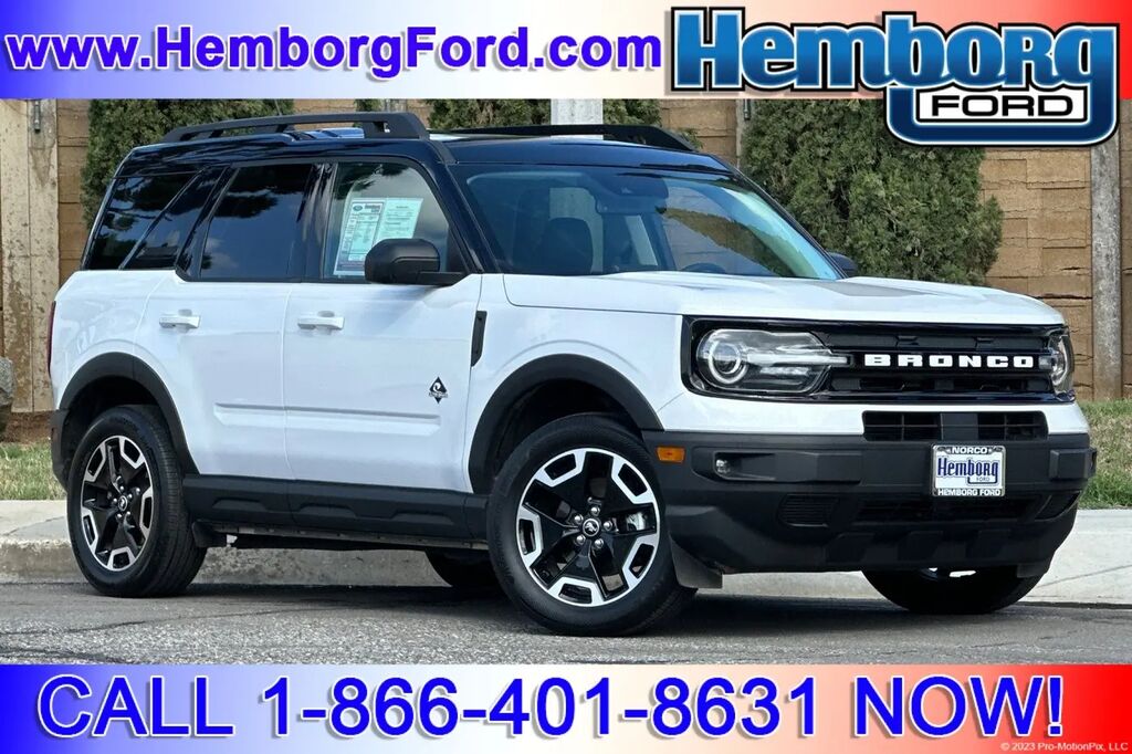 2024 Ford Bronco Sport Outer Banks — photo 1 of 13
