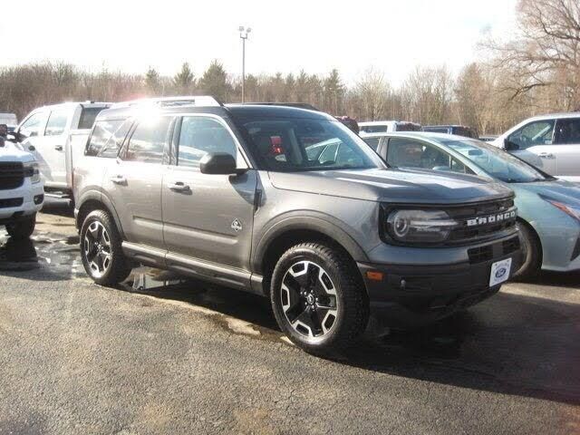 2021 Ford Bronco Sport Outer Banks — photo 1 of 1