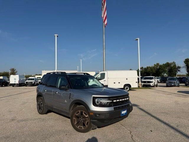 2022 Ford Bronco Sport Outer Banks — photo 1 of 13