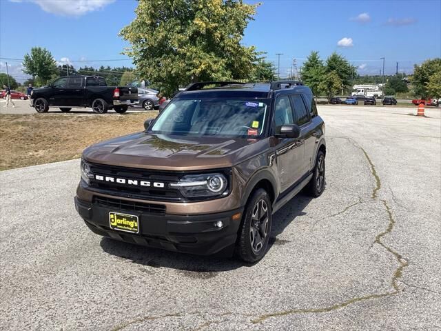 2022 Ford Bronco Sport Outer Banks — photo 1 of 18