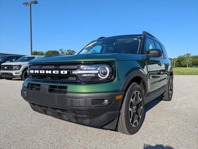 2023 Ford Bronco Sport Outer Banks — photo 1 of 26