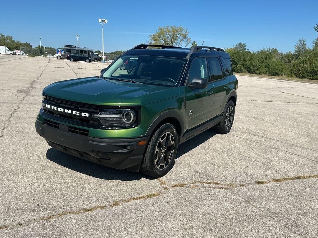 2023 Ford Bronco Sport Outer Banks — photo 1 of 1