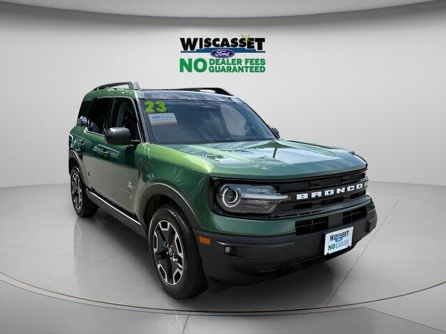 2023 Ford Bronco Sport Outer Banks — photo 1 of 2