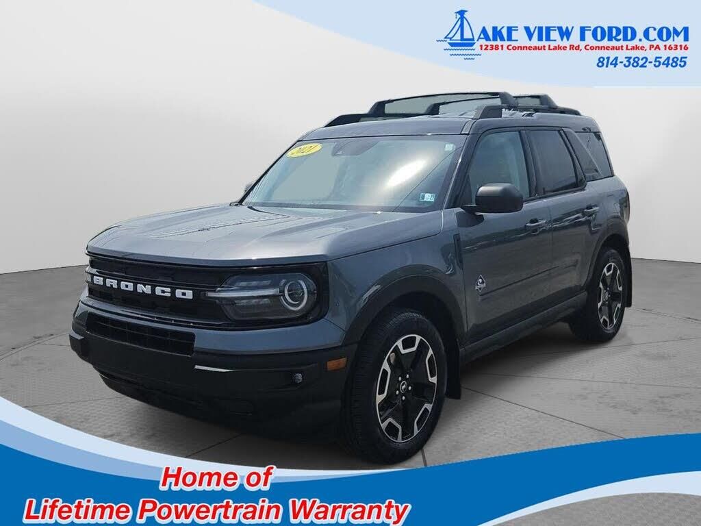 2021 Ford Bronco Sport Outer Banks — photo 1 of 2