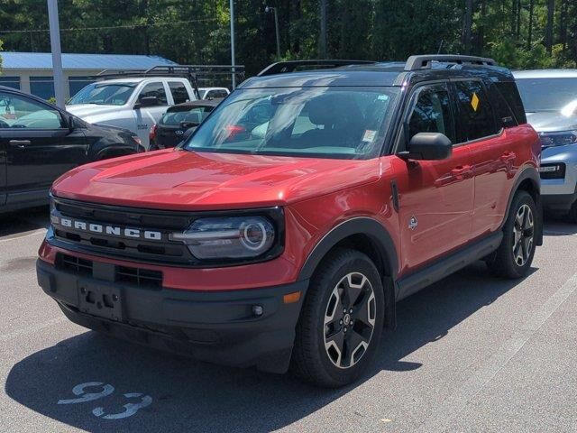 2022 Ford Bronco Sport Outer Banks — photo 1 of 40