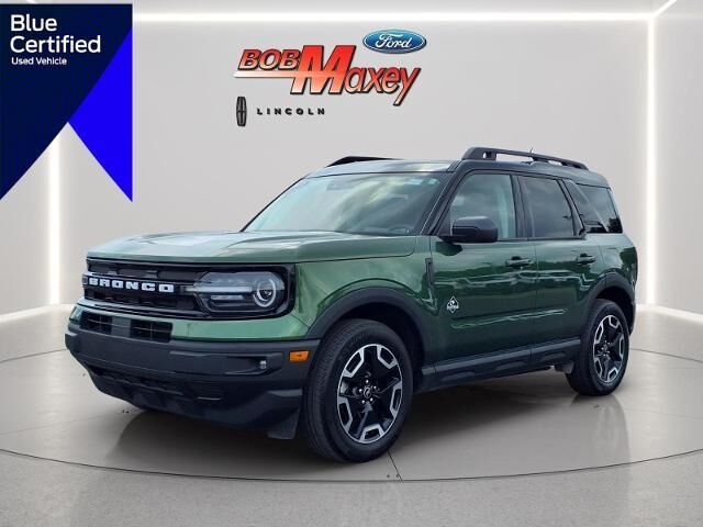 2023 Ford Bronco Sport Outer Banks — photo 1 of 13