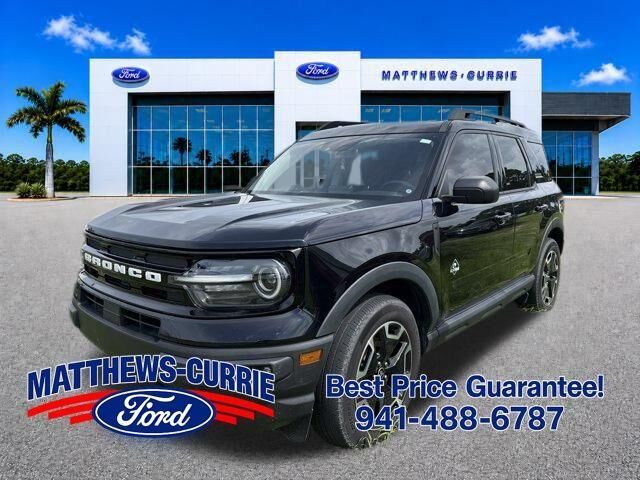 2023 Ford Bronco Sport Outer Banks — photo 1 of 39