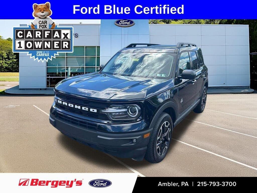 2023 Ford Bronco Sport Outer Banks — photo 1 of 3
