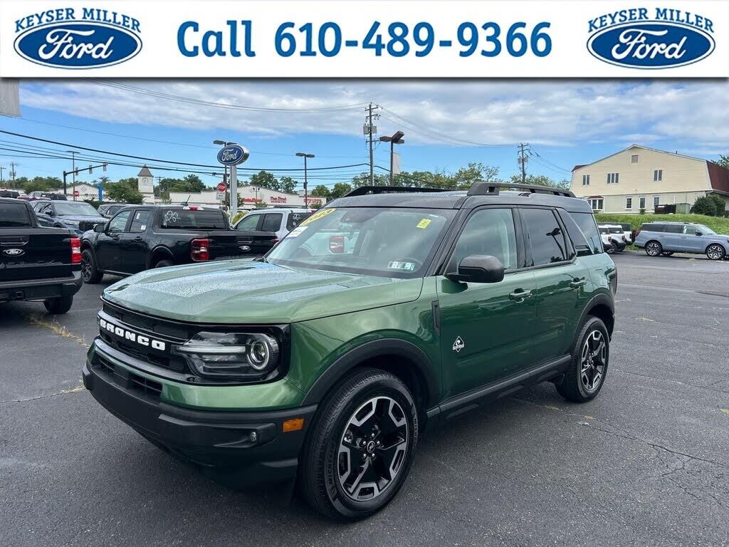 2023 Ford Bronco Sport Outer Banks — photo 1 of 1