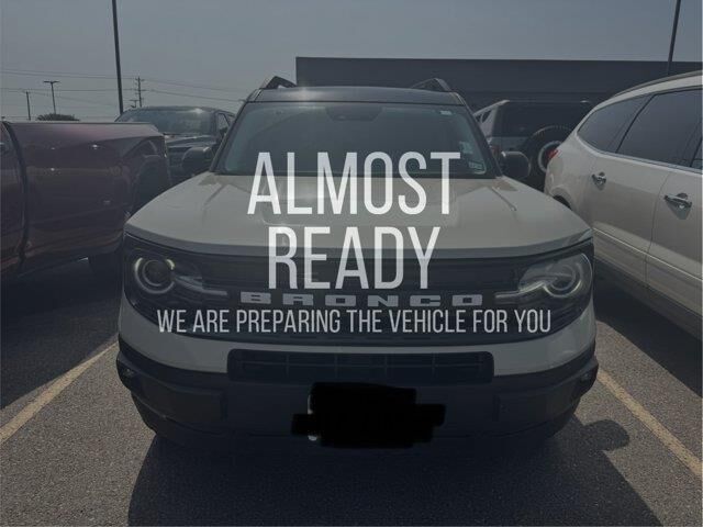 2024 Ford Bronco Sport Outer Banks — photo 1 of 43