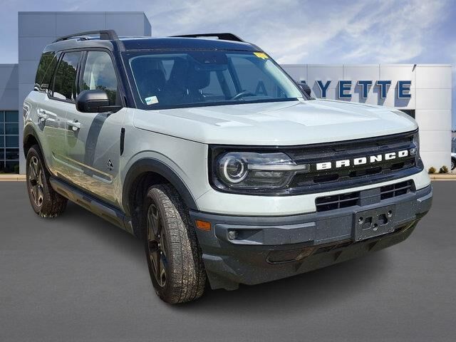 2021 Ford Bronco Sport Outer Banks — photo 1 of 13