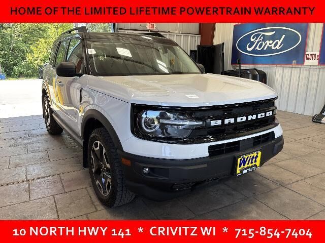 2021 Ford Bronco Sport Outer Banks — photo 1 of 12