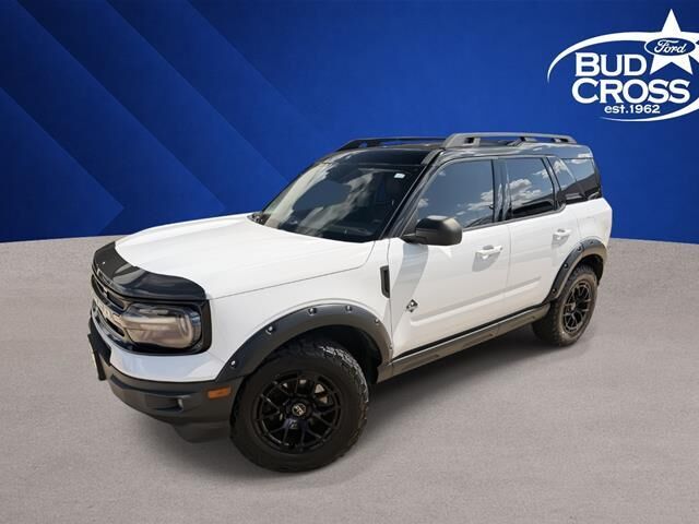 2022 Ford Bronco Sport Outer Banks — photo 1 of 26